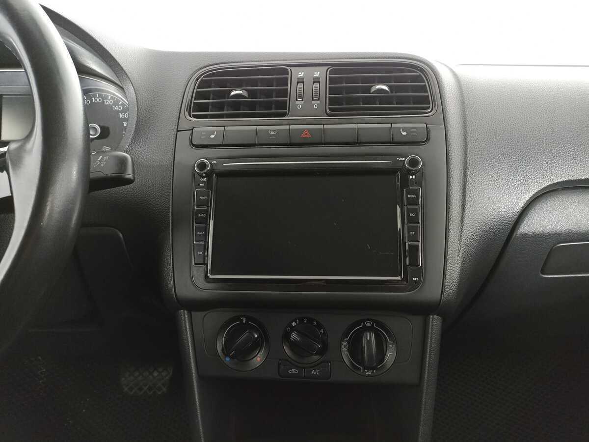 Купить Volkswagen Polo с пробегом. Фото: #14