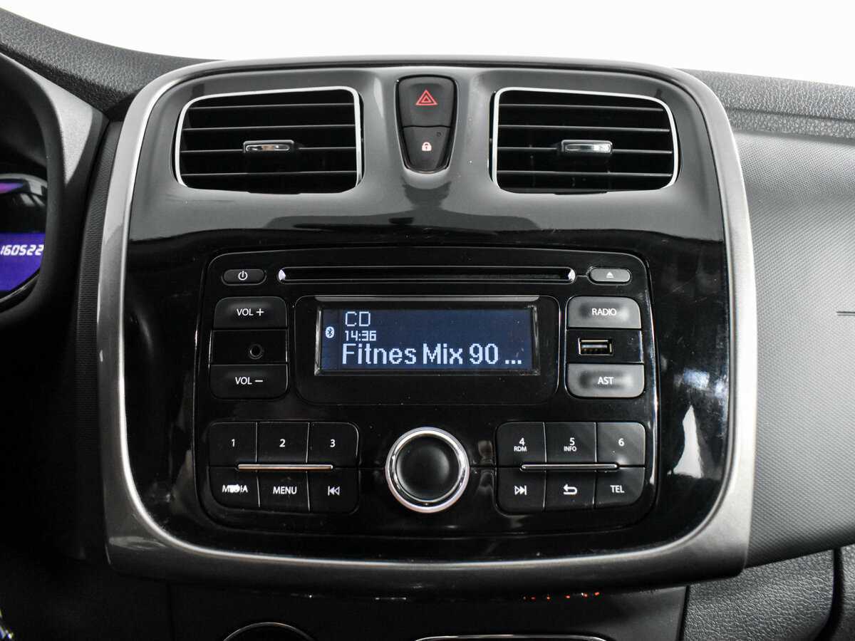 Купить Renault Sandero с пробегом. Фото: #15