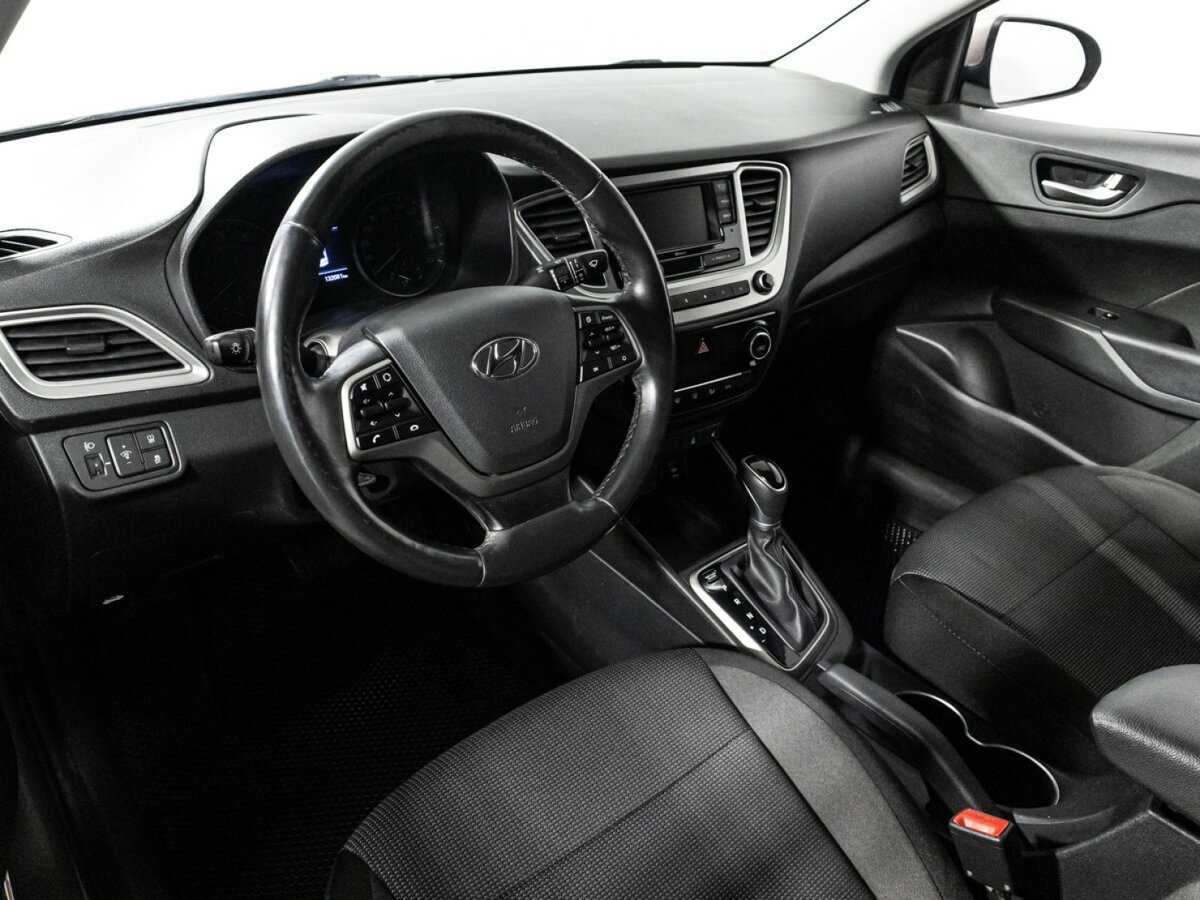 Купить Hyundai Solaris с пробегом. Фото: #10