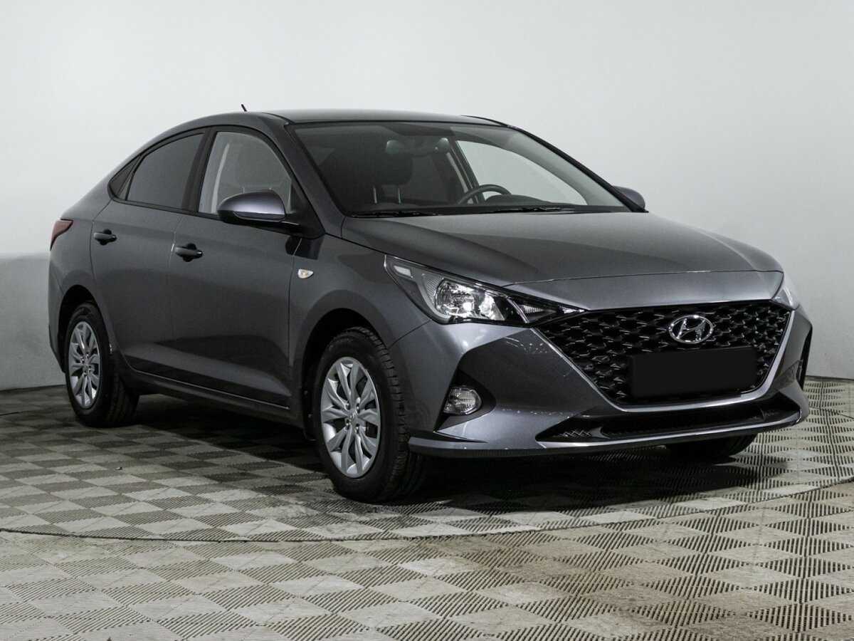 Купить Hyundai Solaris с пробегом. Фото: #2