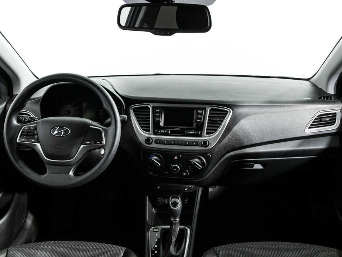 Купить Hyundai Solaris с пробегом. Фото: #12