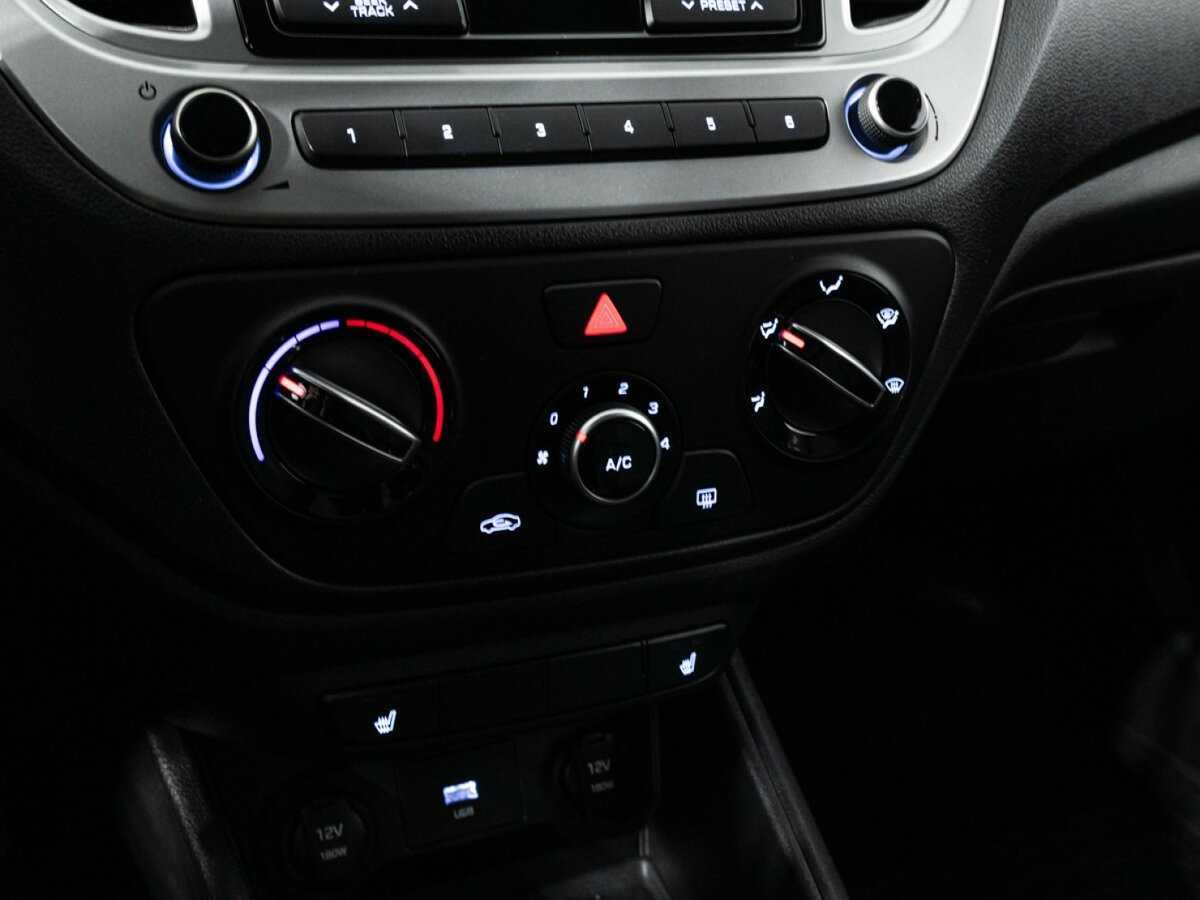 Купить Hyundai Solaris с пробегом. Фото: #14