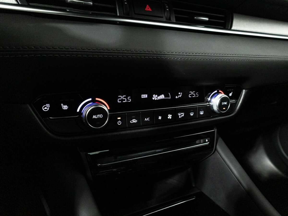 Купить Mazda 6 с пробегом. Фото: #20