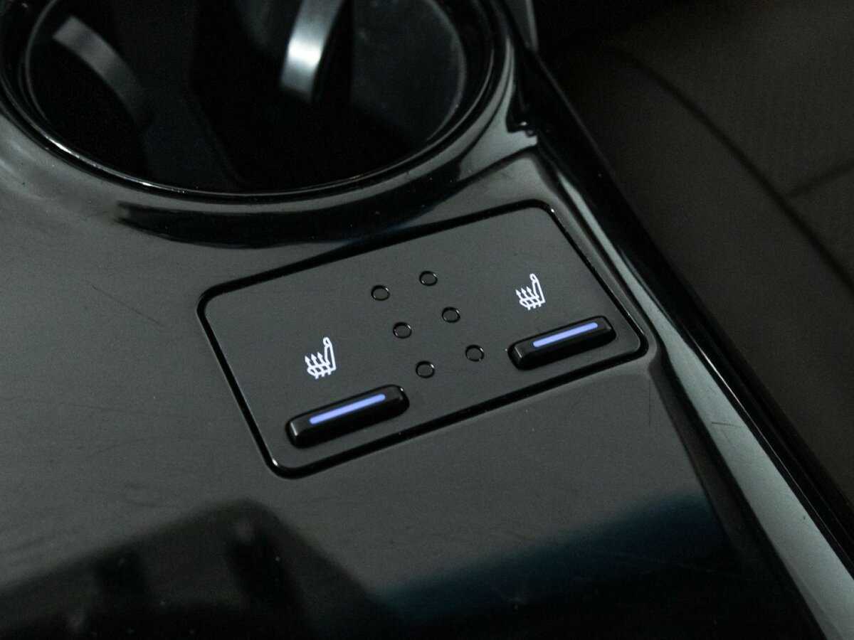 Купить Toyota Camry с пробегом. Фото: #15