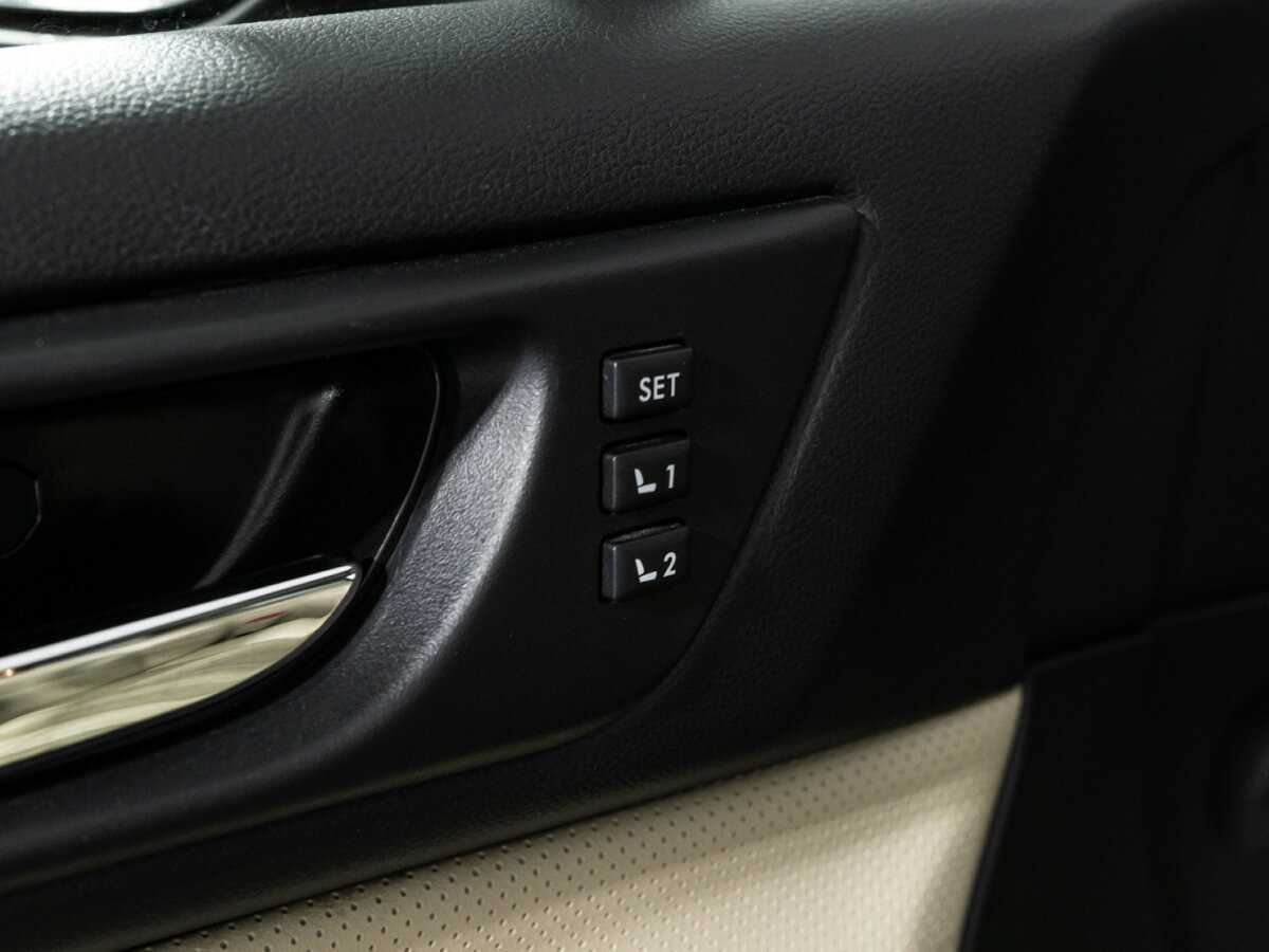 Купить Subaru Outback с пробегом. Фото: #18