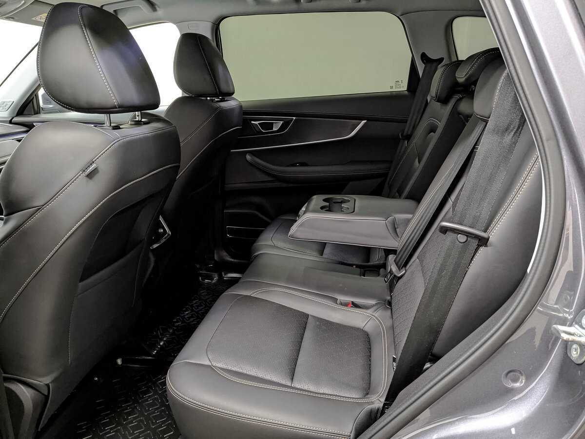 Купить Chery Tiggo 8 с пробегом. Фото: #17