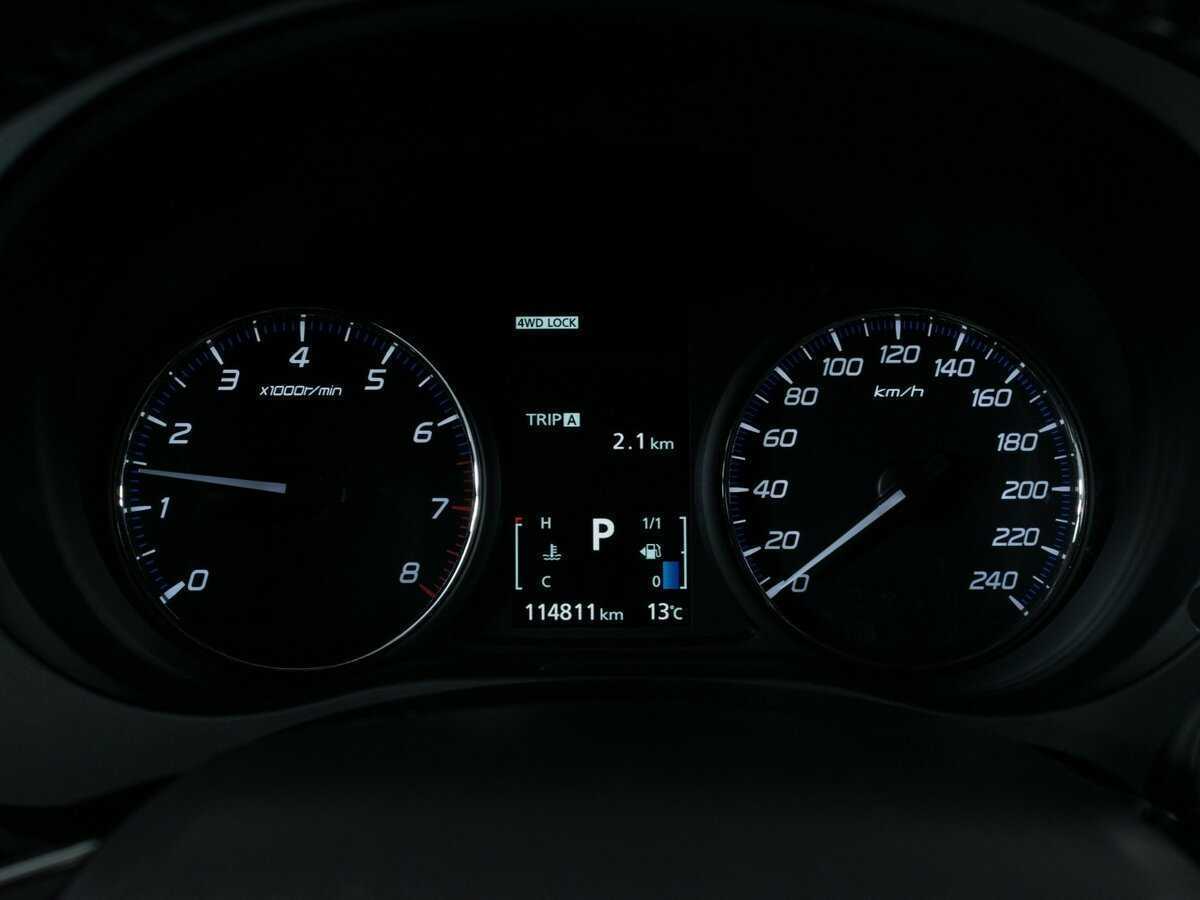 Купить Mitsubishi Outlander с пробегом. Фото: #10