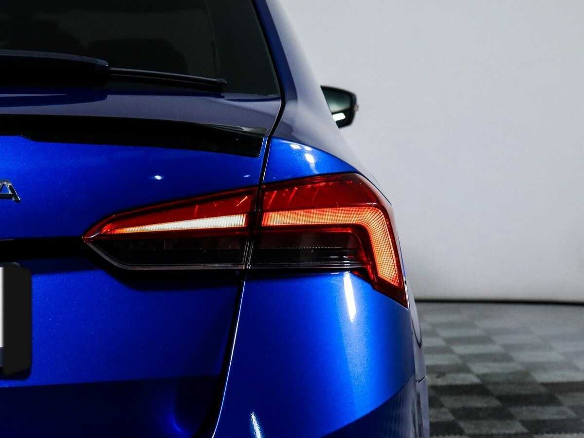 Купить Skoda Rapid с пробегом. Фото: #18