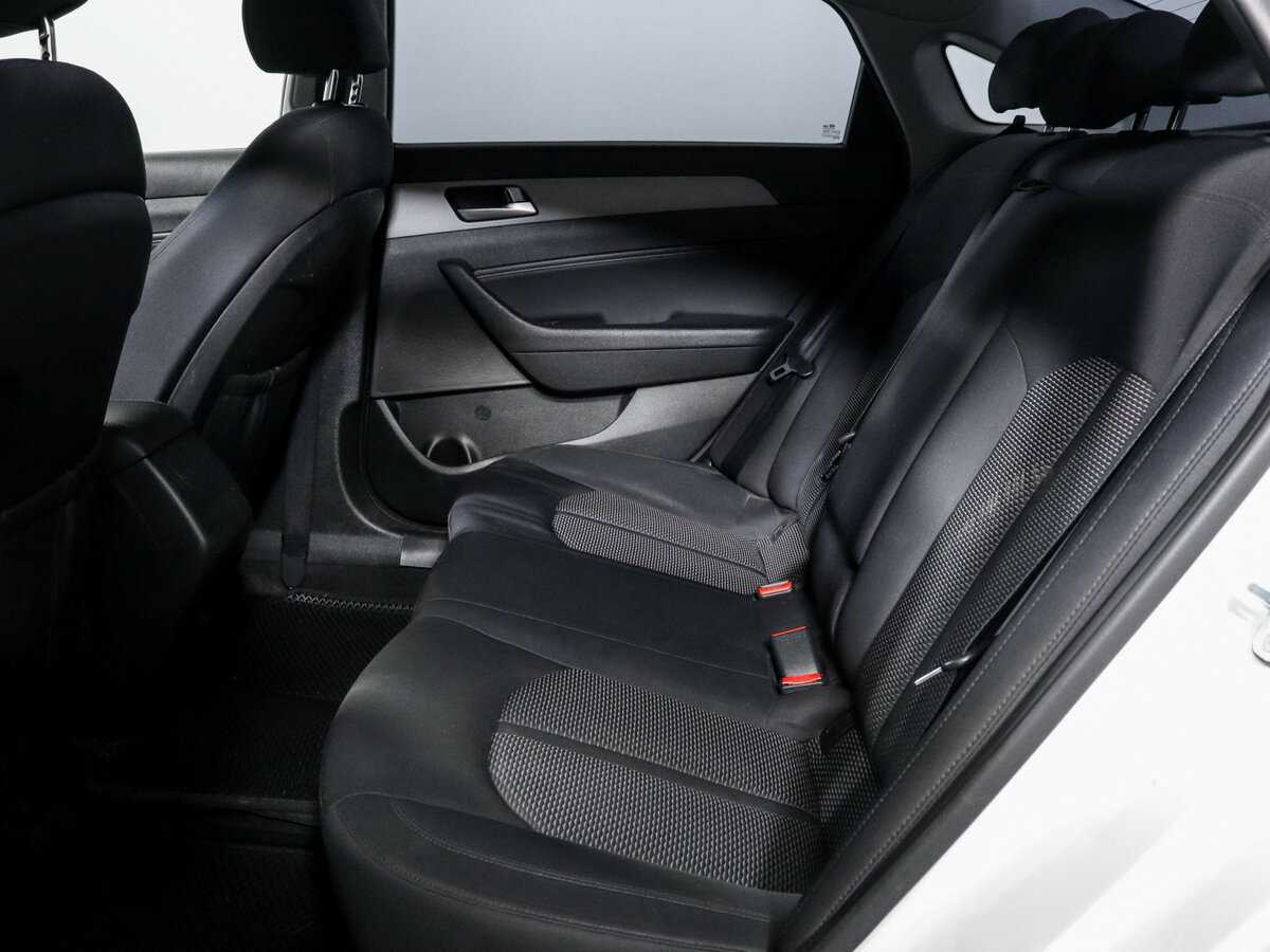 Купить Hyundai Sonata с пробегом. Фото: #9