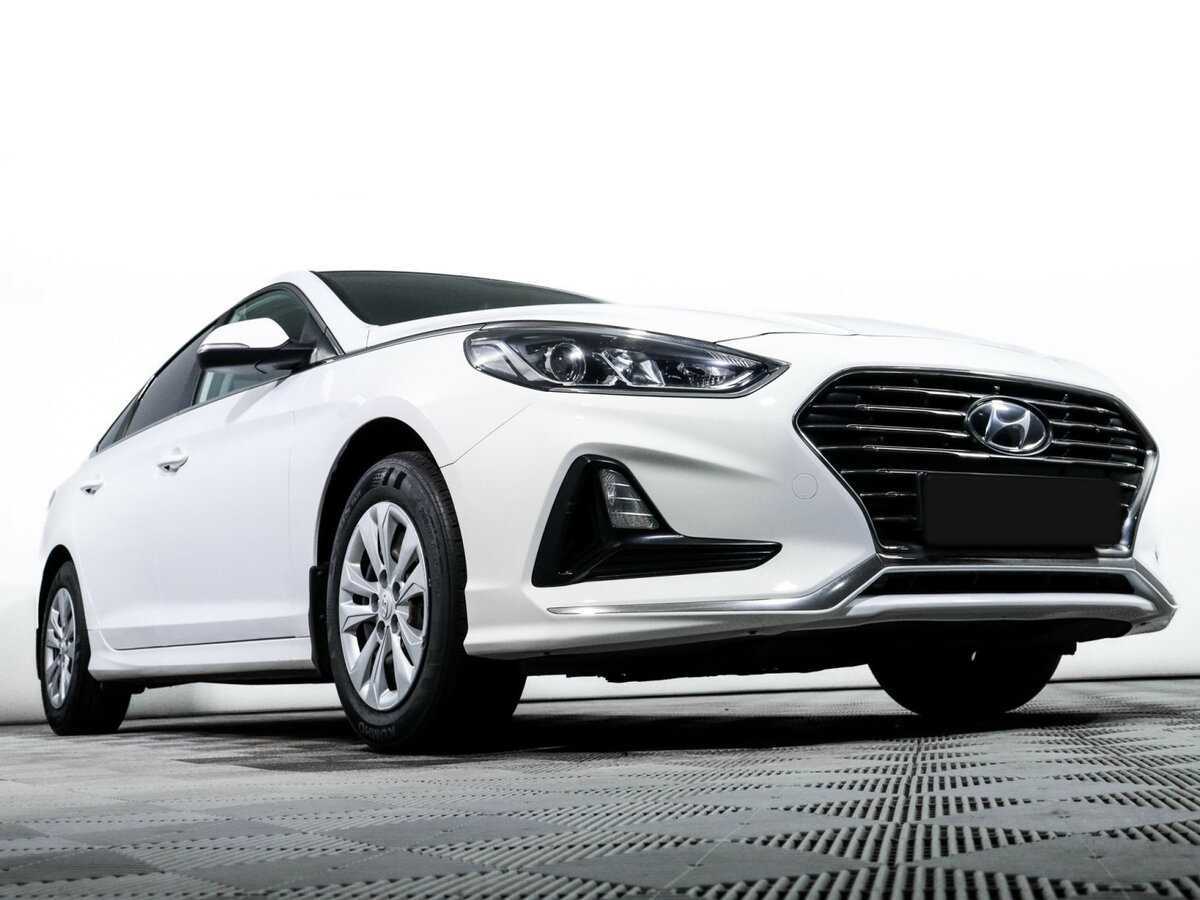 Купить Hyundai Sonata с пробегом. Фото: #18