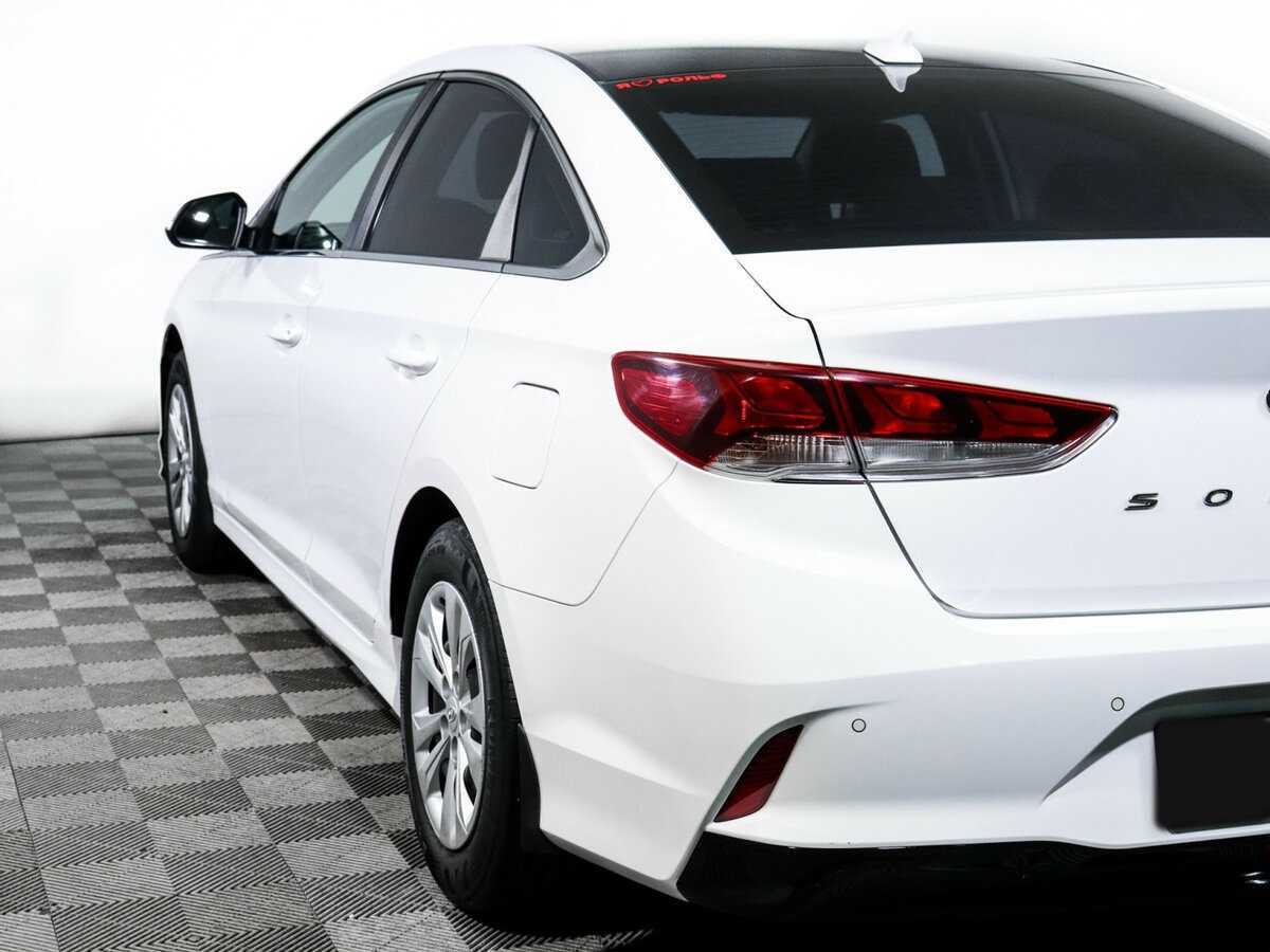 Купить Hyundai Sonata с пробегом. Фото: #19