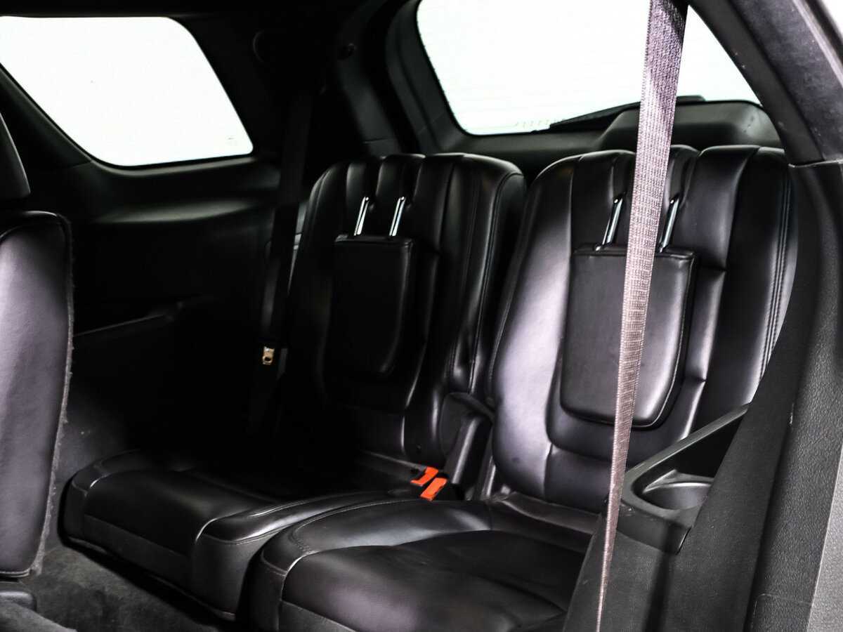 Купить Ford Explorer с пробегом. Фото: #13