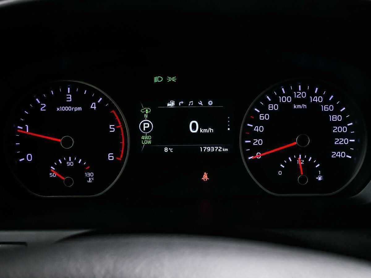 Купить Kia Mohave с пробегом. Фото: #9