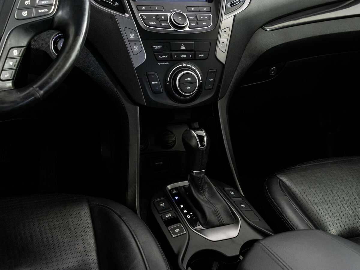 Купить Hyundai Santa Fe с пробегом. Фото: #11
