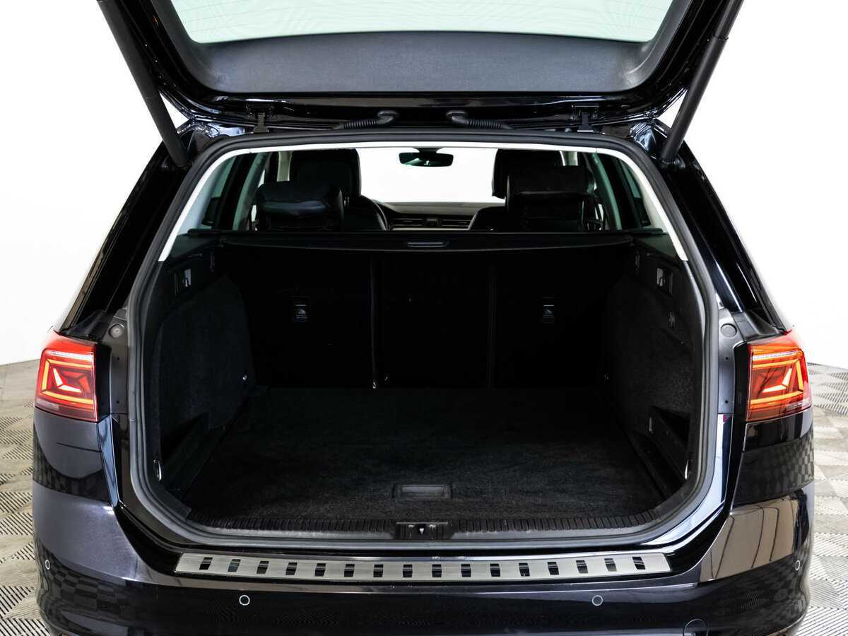 Купить Volkswagen Passat с пробегом. Фото: #21
