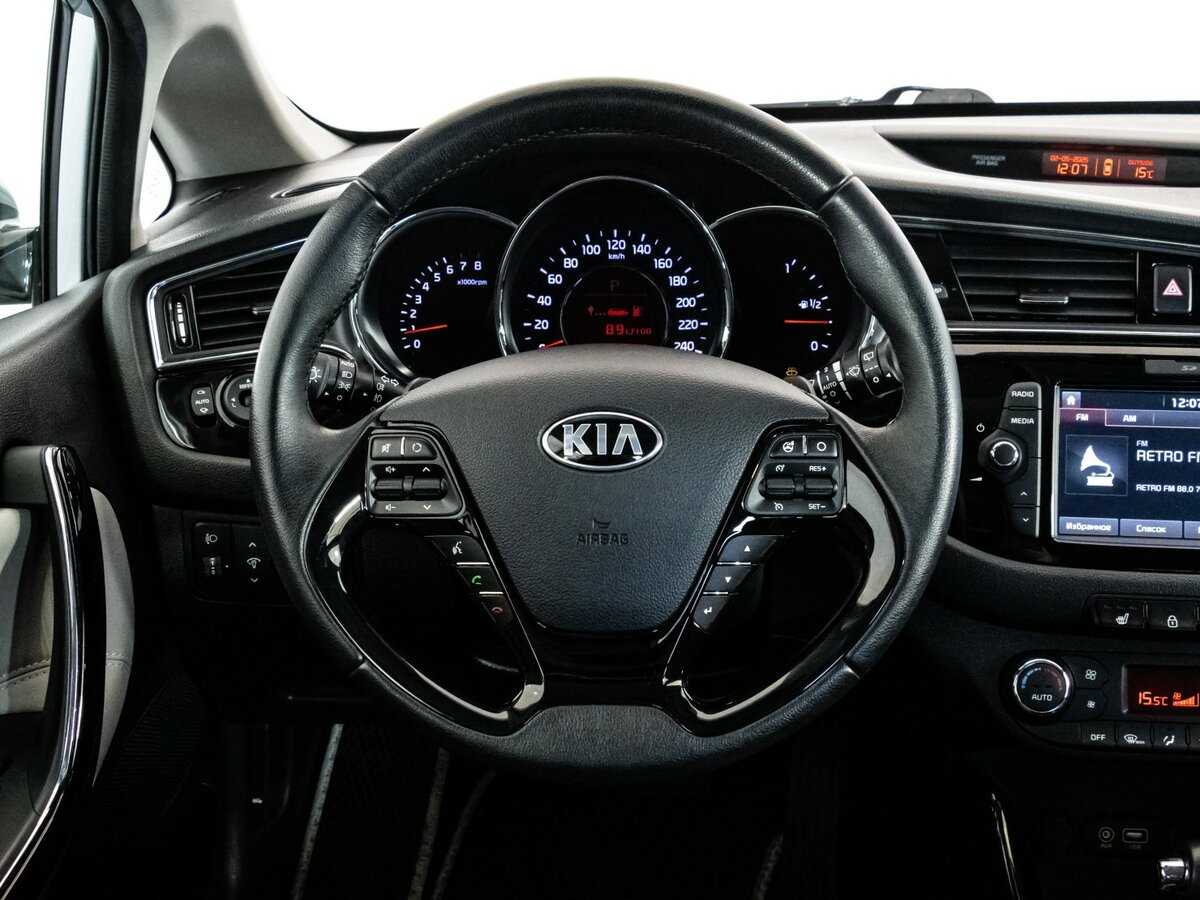 Купить Kia Ceed с пробегом. Фото: #11