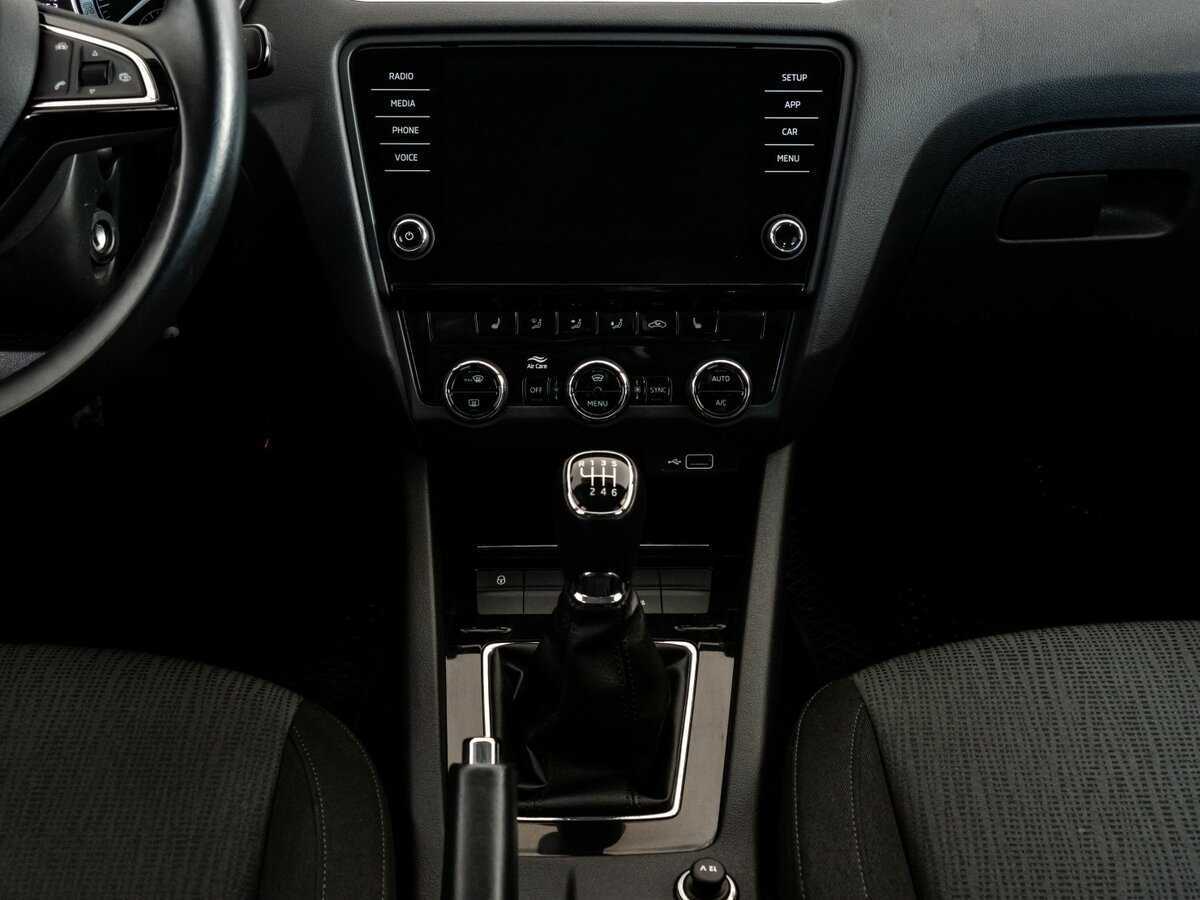 Купить Skoda Octavia с пробегом. Фото: #13