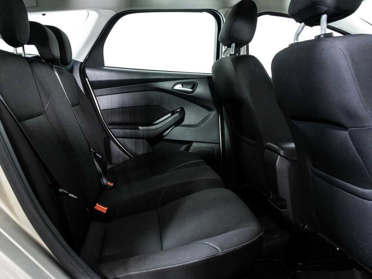 Купить Ford Focus с пробегом. Фото: #12