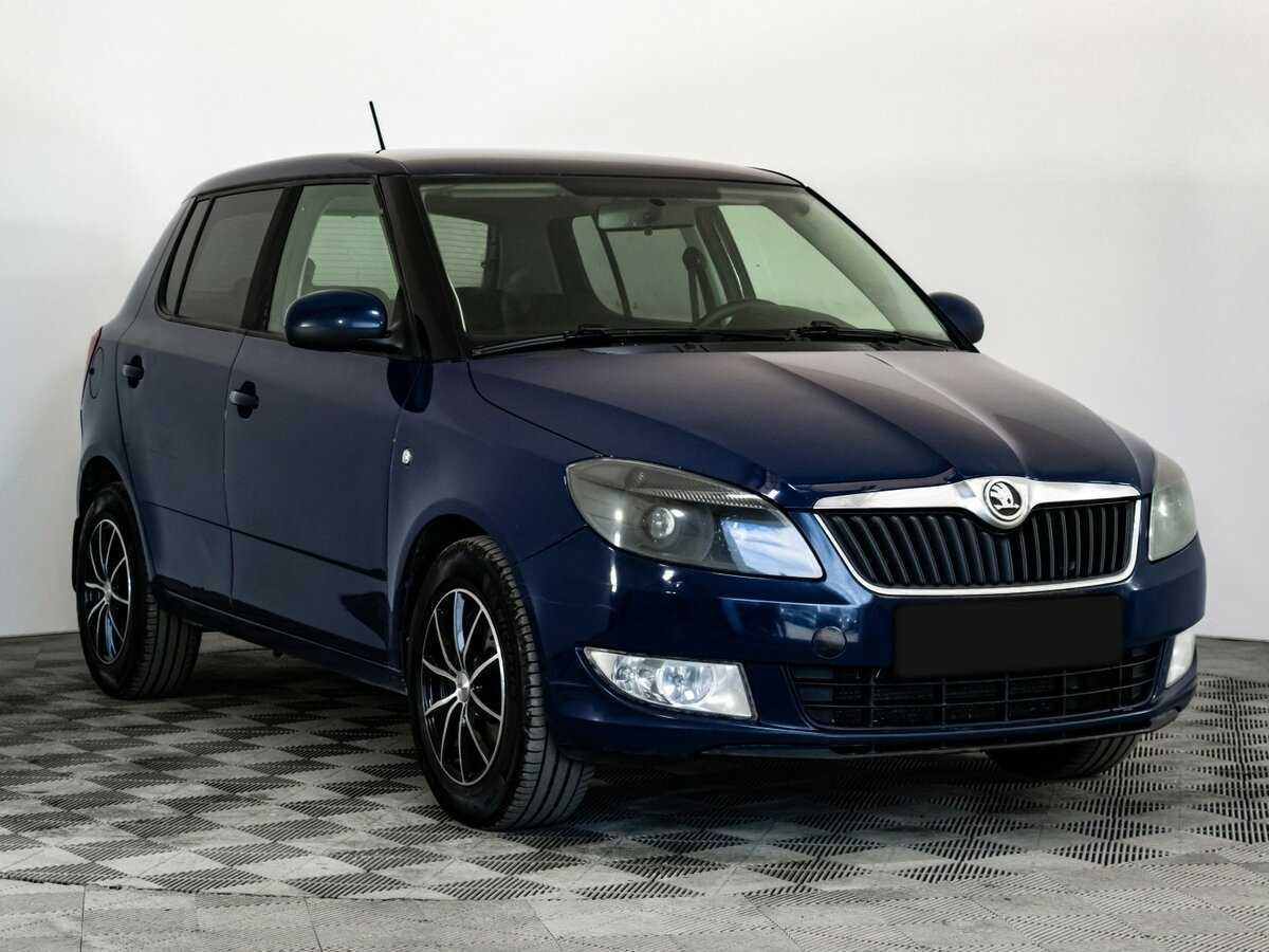 Купить Skoda Fabia с пробегом. Фото: #2