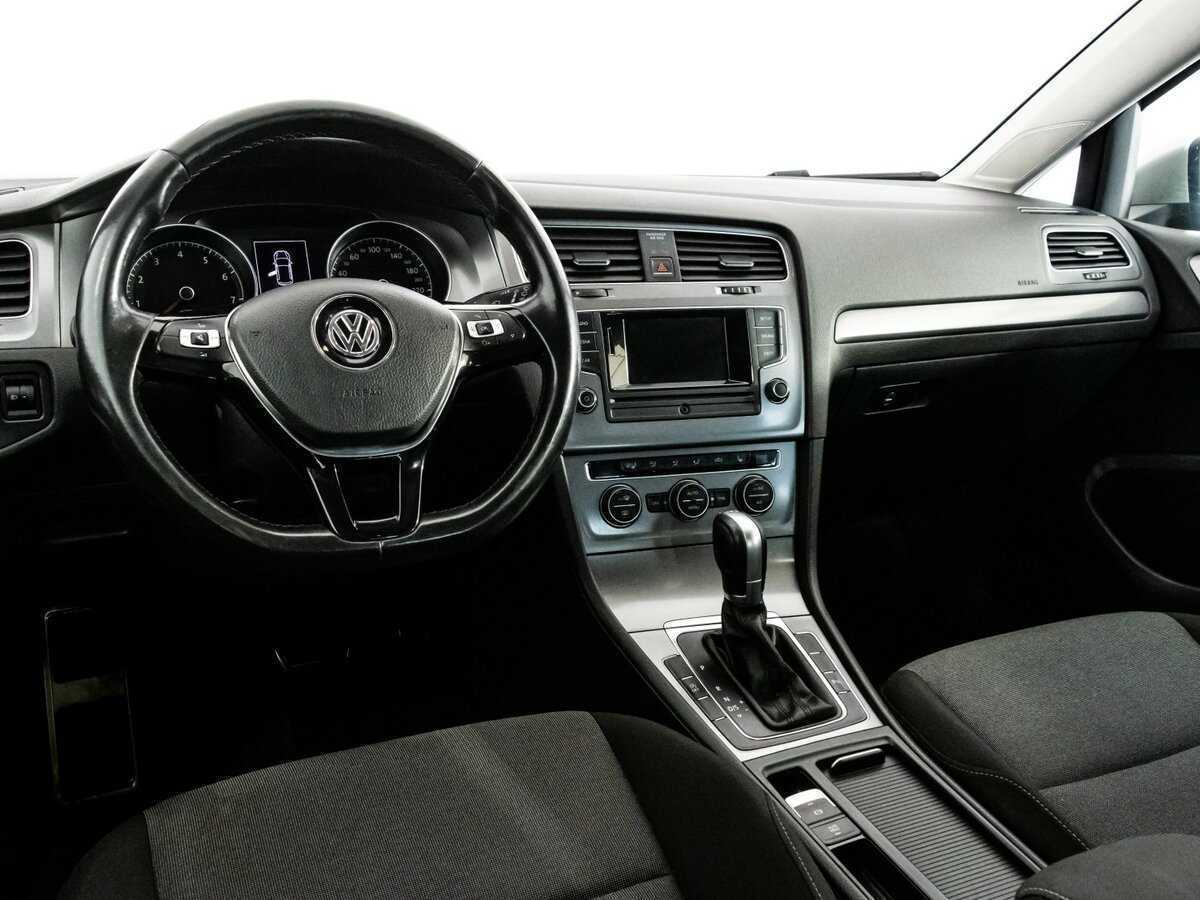Купить Volkswagen Golf с пробегом. Фото: #8