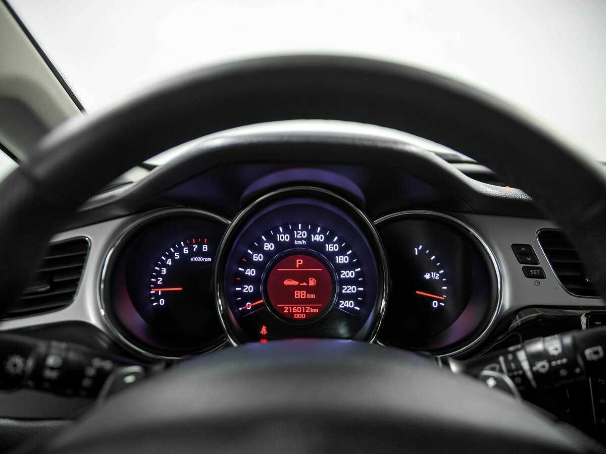 Купить Kia Ceed с пробегом. Фото: #6
