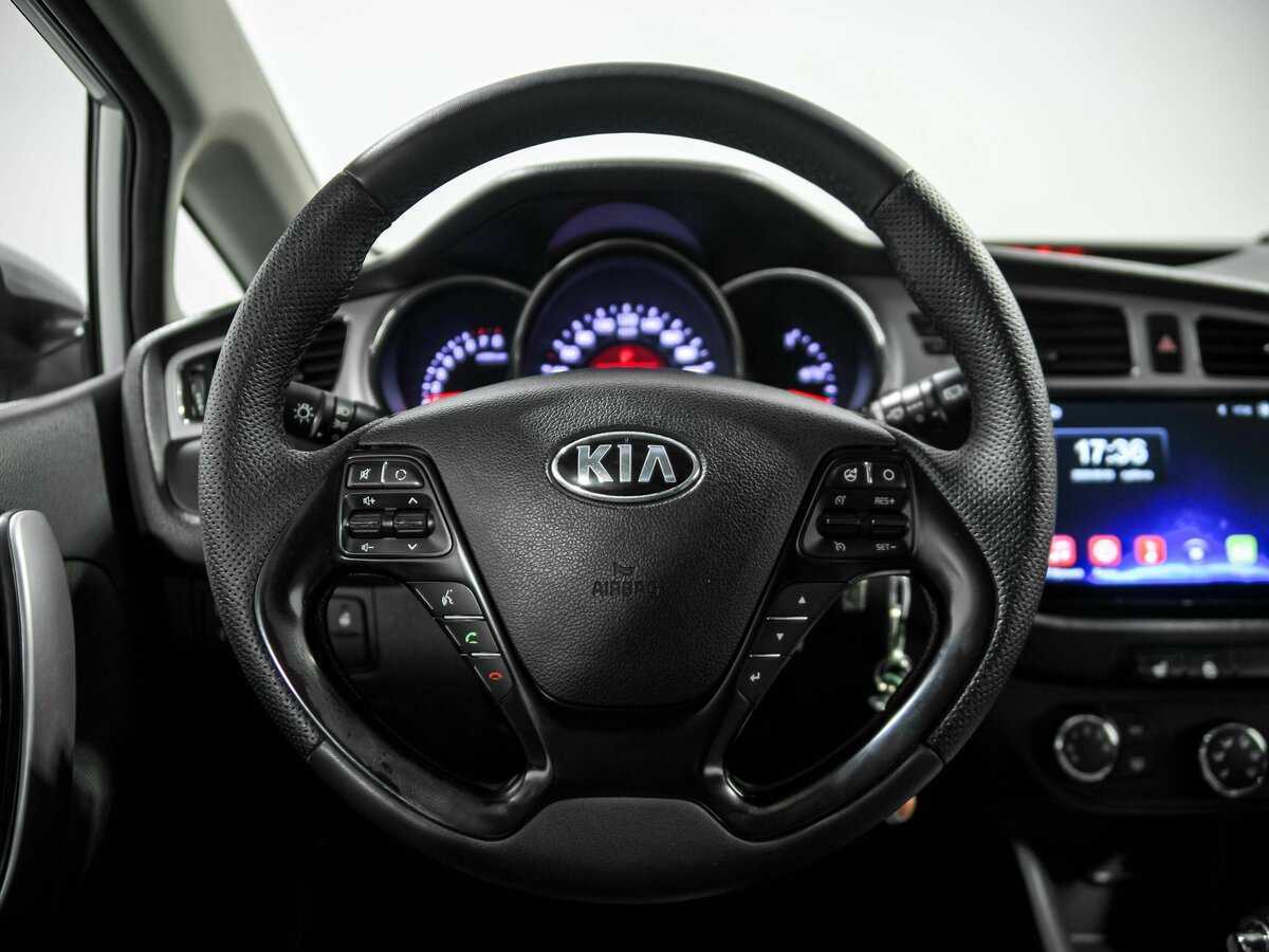 Купить Kia Ceed с пробегом. Фото: #7