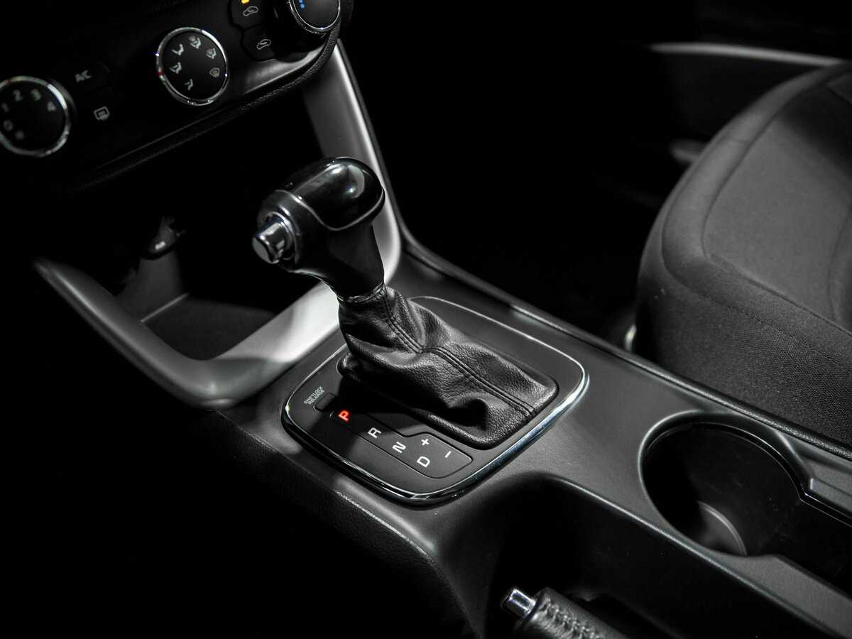 Купить Kia Ceed с пробегом. Фото: #9