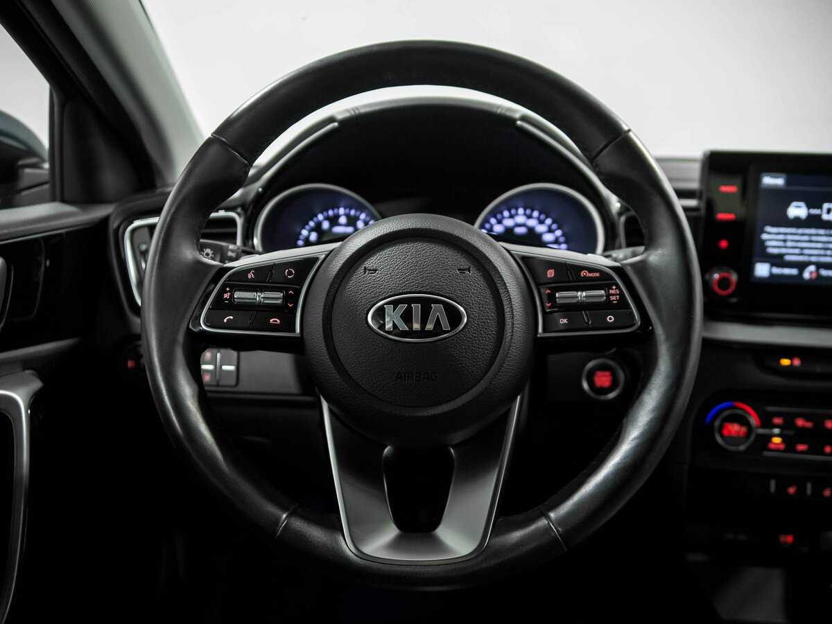 Купить Kia Ceed с пробегом. Фото: #8