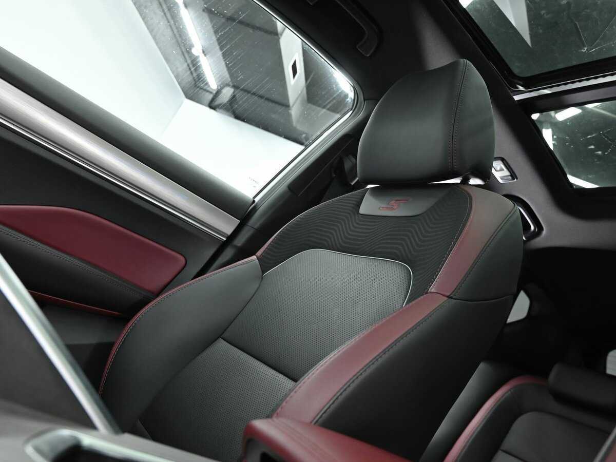 Купить Geely Coolray с пробегом. Фото: #15