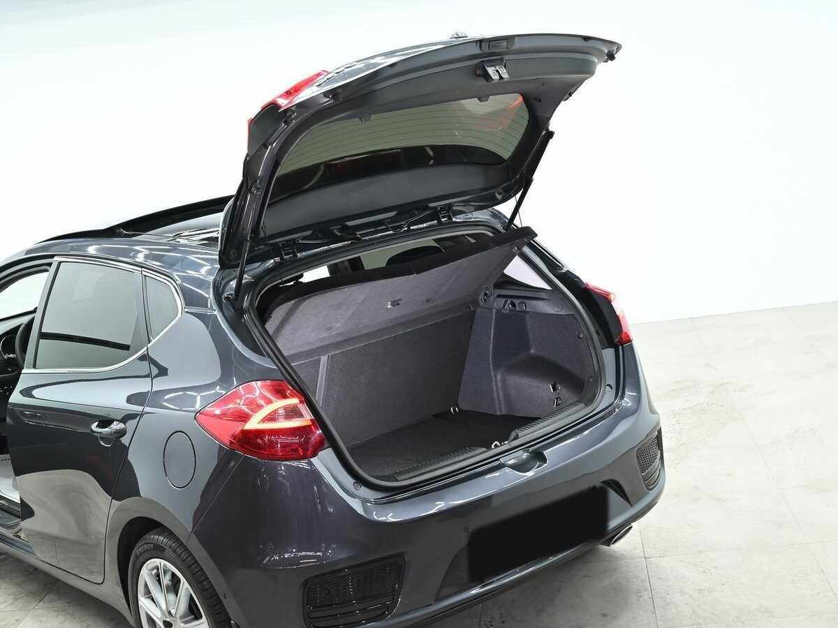 Купить Kia Ceed с пробегом. Фото: #4