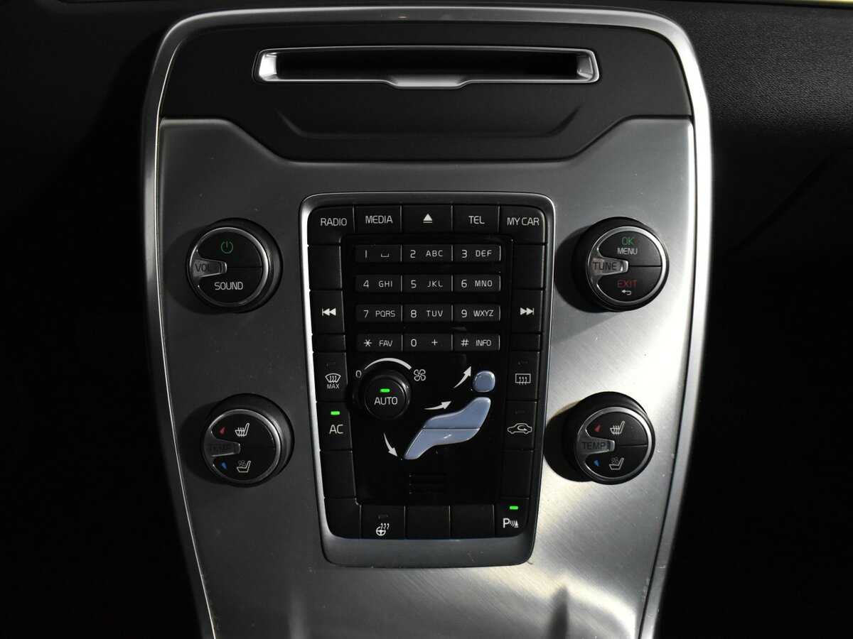 Купить Volvo S80 с пробегом. Фото: #14