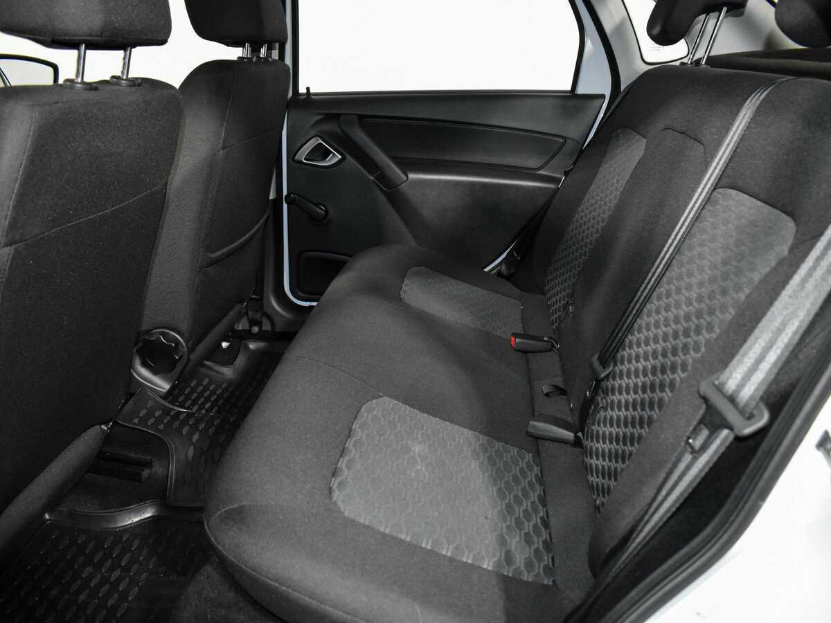 Купить Lada (ВАЗ) Granta с пробегом. Фото: #10