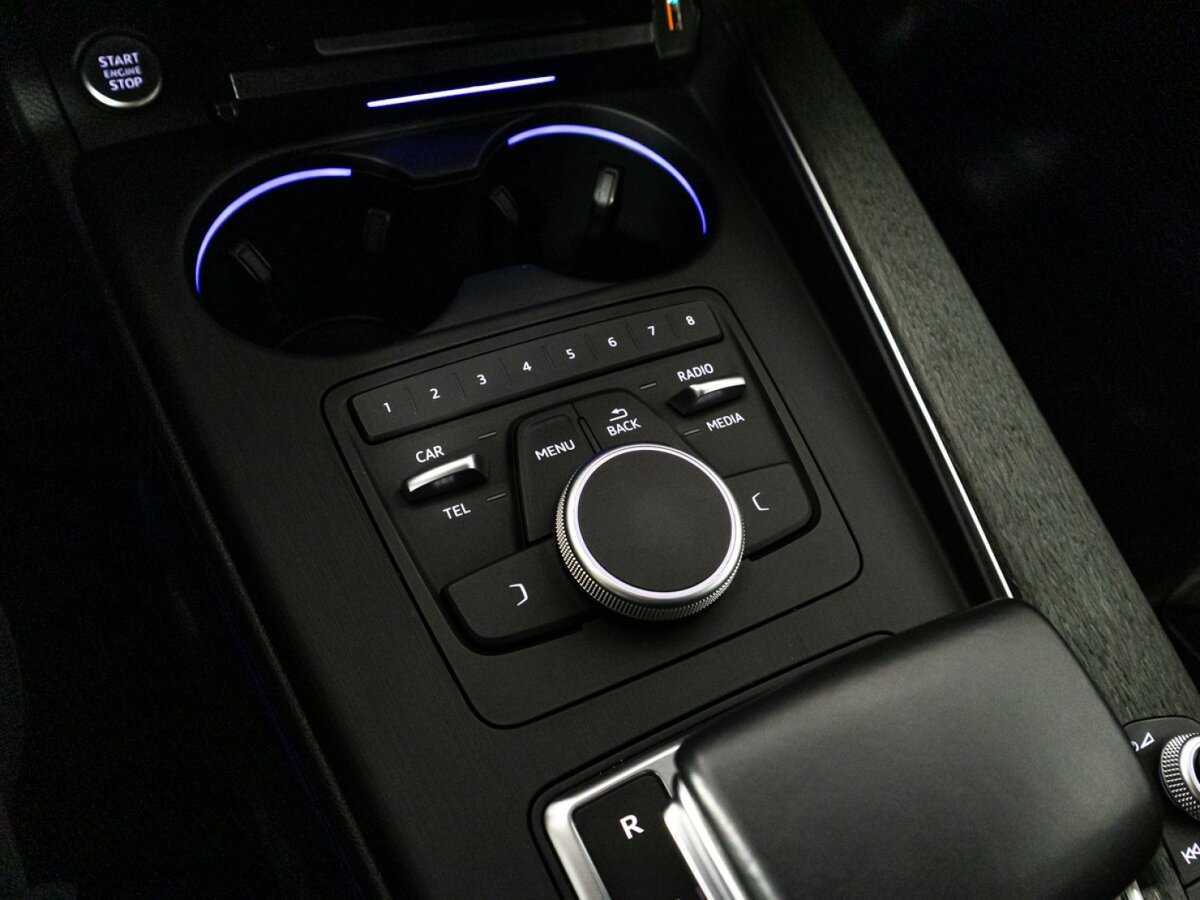 Купить Audi A4 с пробегом. Фото: #17