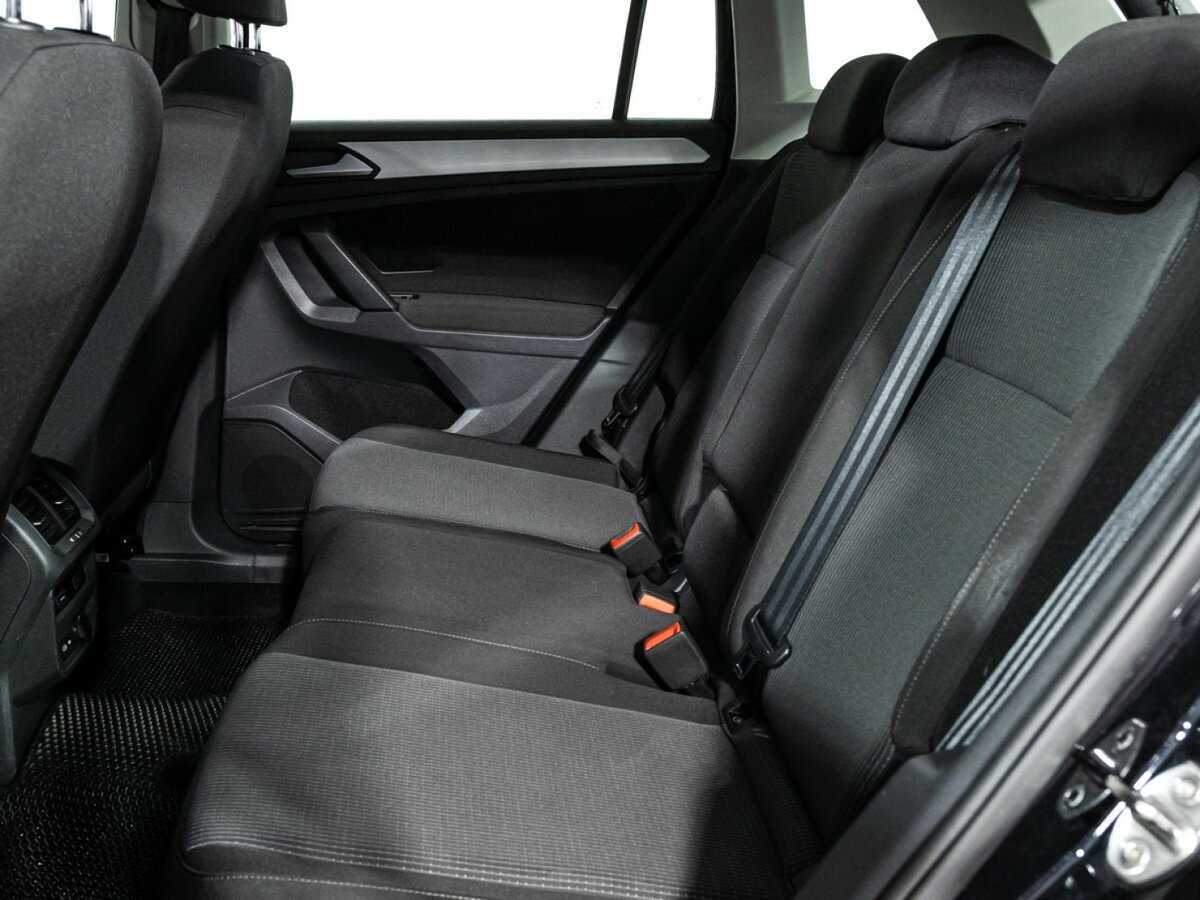 Купить Volkswagen Tiguan с пробегом. Фото: #9