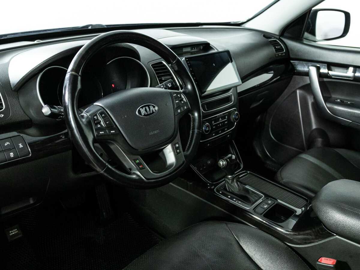 Купить Kia Sorento с пробегом. Фото: #10