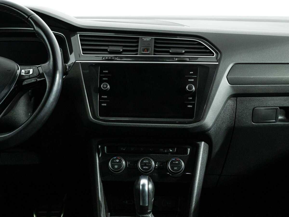Купить Volkswagen Tiguan с пробегом. Фото: #13