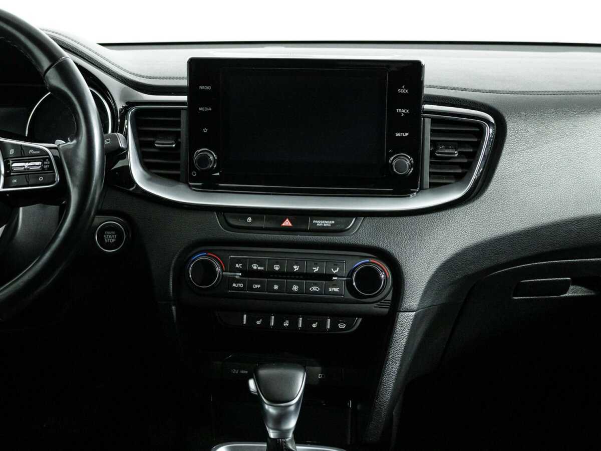 Купить Kia Ceed с пробегом. Фото: #12