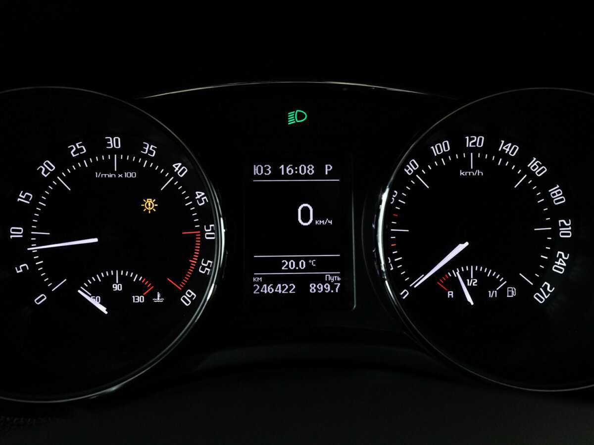 Купить Skoda Superb с пробегом. Фото: #11