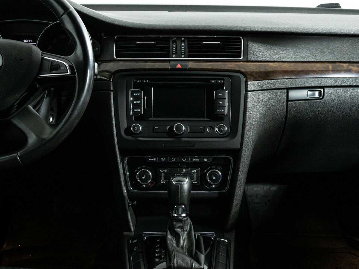 Купить Skoda Superb с пробегом. Фото: #13