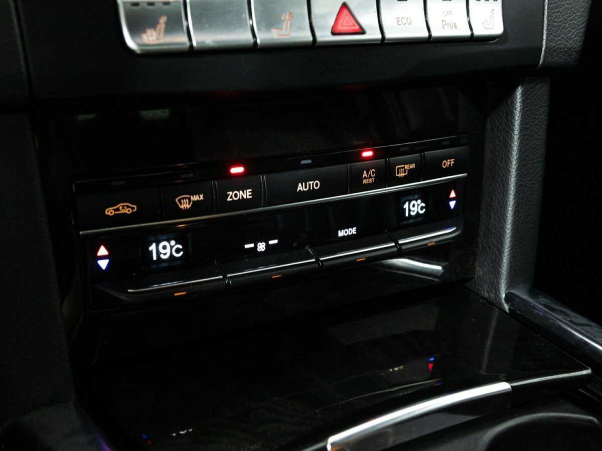 Купить Mercedes-Benz E-Класс с пробегом. Фото: #15