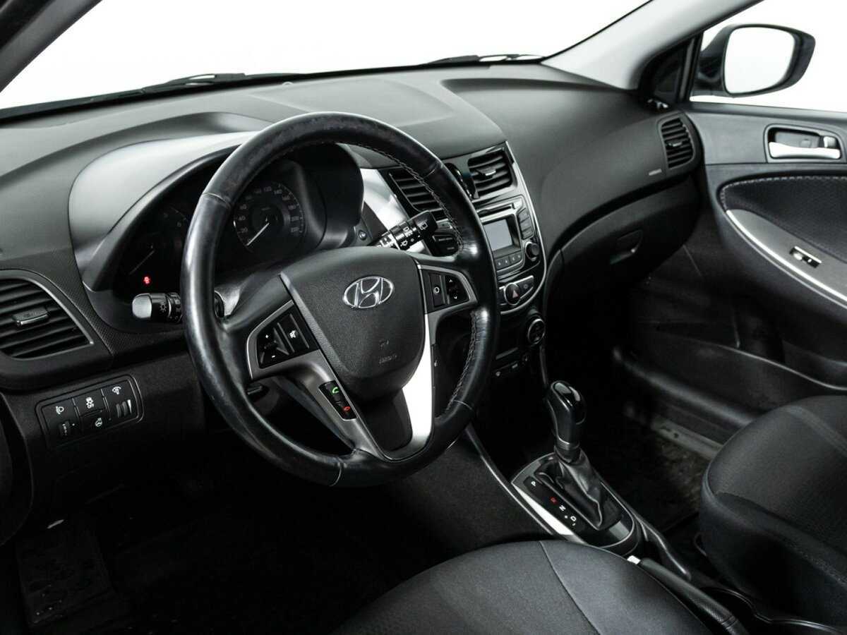 Купить Hyundai Solaris с пробегом. Фото: #10