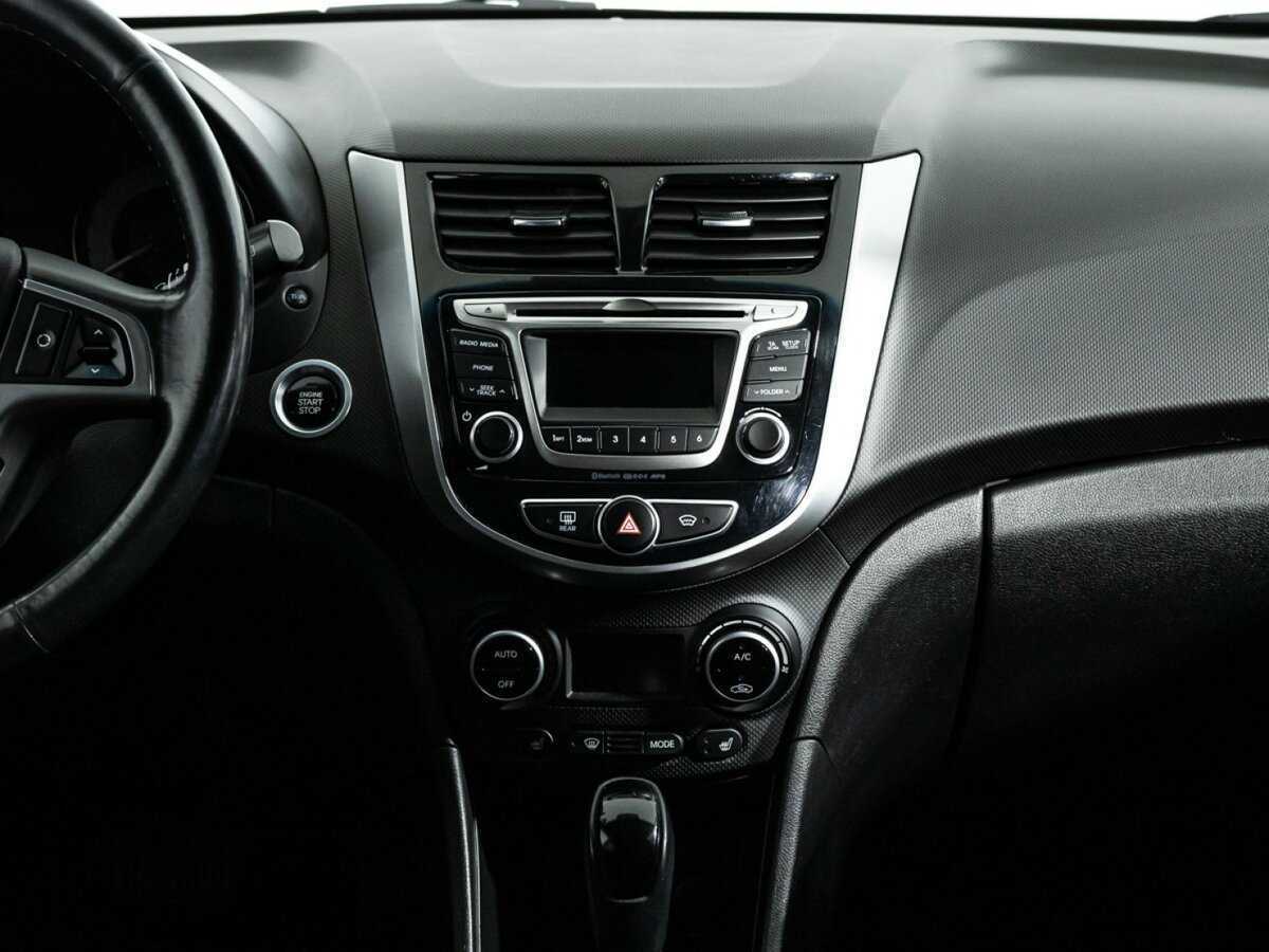 Купить Hyundai Solaris с пробегом. Фото: #13