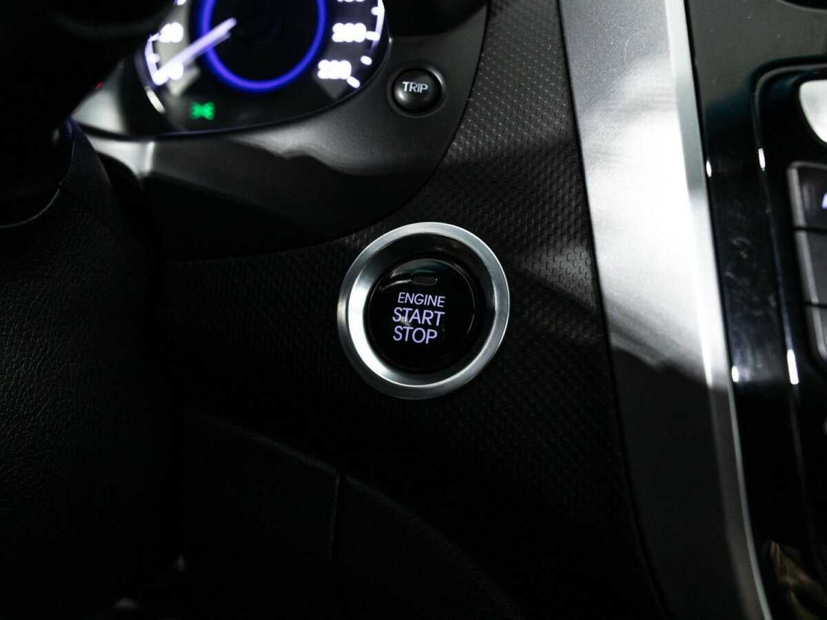 Купить Hyundai Solaris с пробегом. Фото: #16