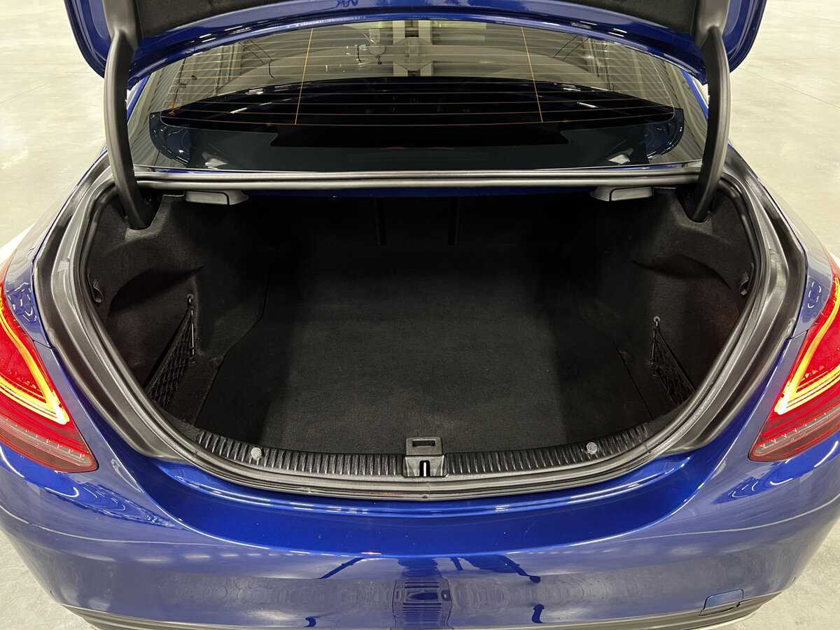 Купить Mercedes-Benz C-Класс с пробегом. Фото: #9