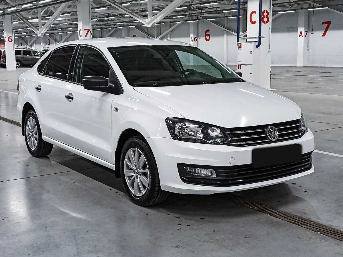 Купить Volkswagen Polo с пробегом. Фото: #2