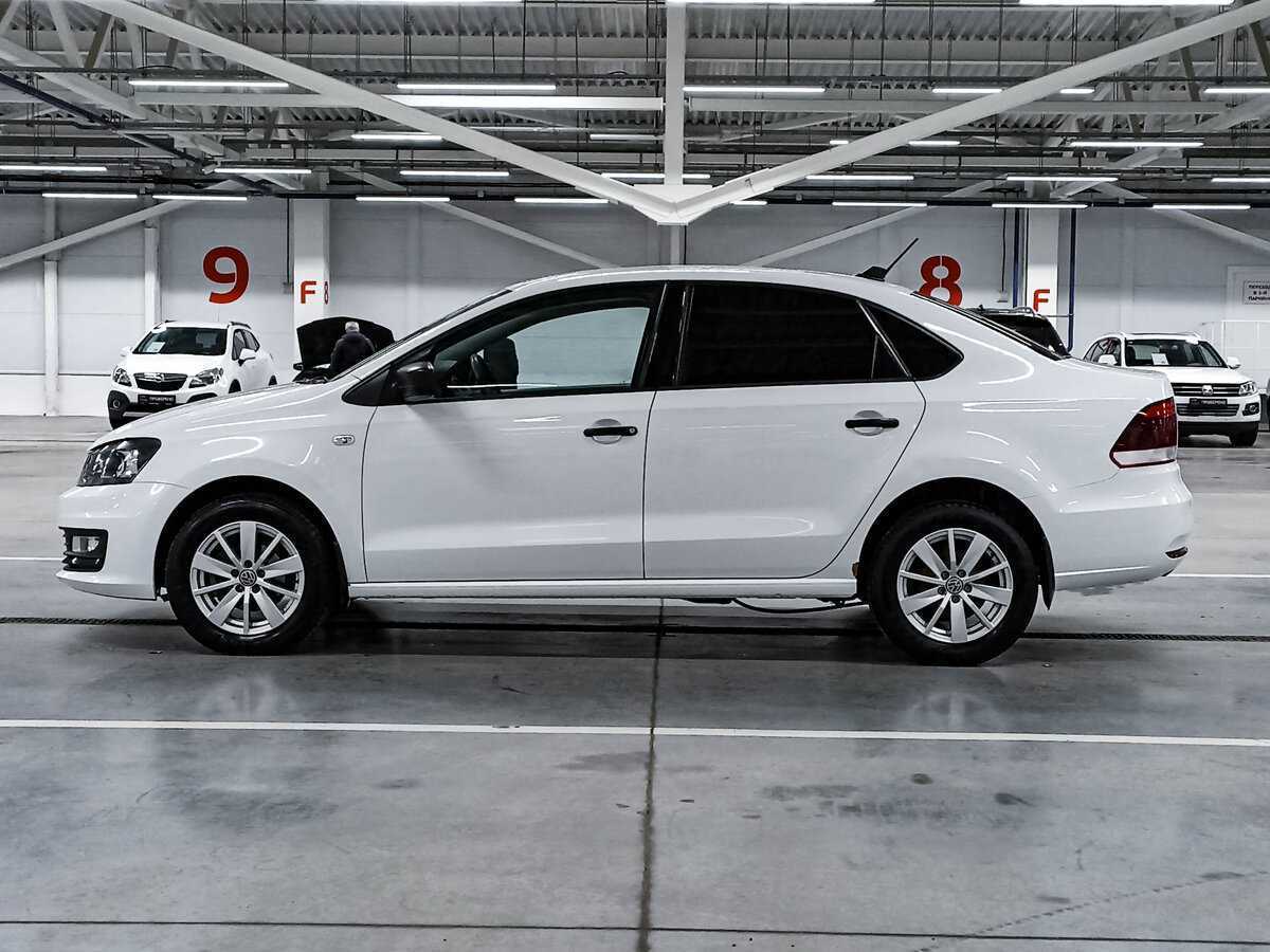 Купить Volkswagen Polo с пробегом. Фото: #7