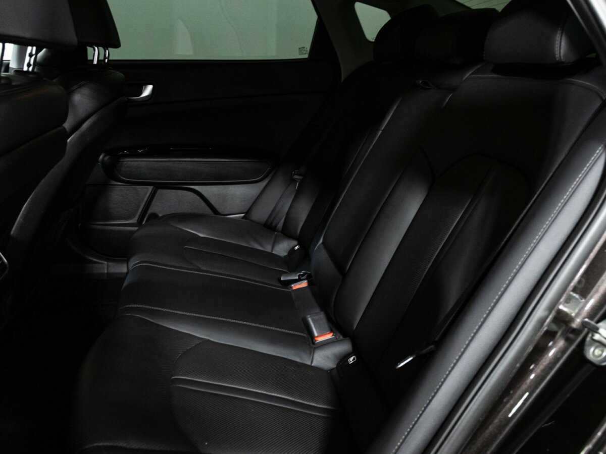 Купить Kia Optima с пробегом. Фото: #9