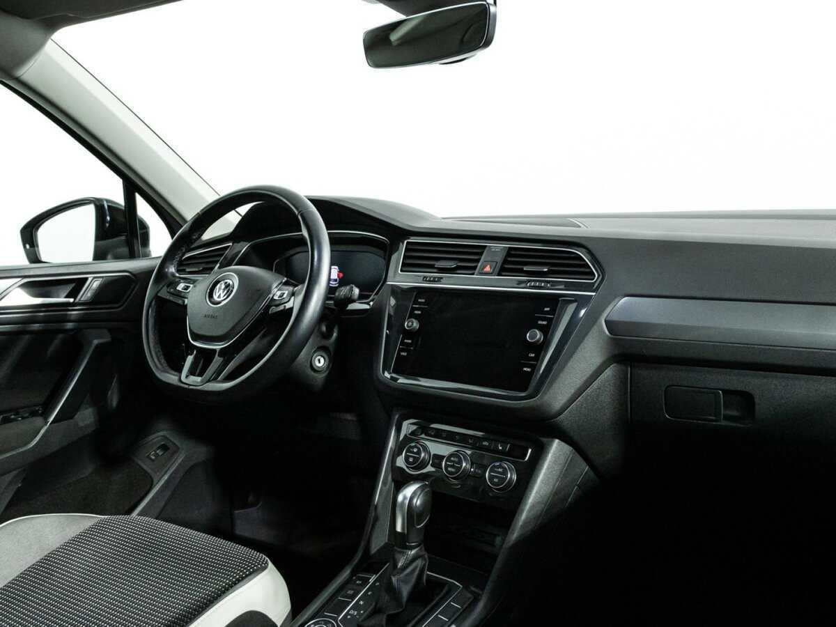 Купить Volkswagen Tiguan с пробегом. Фото: #8