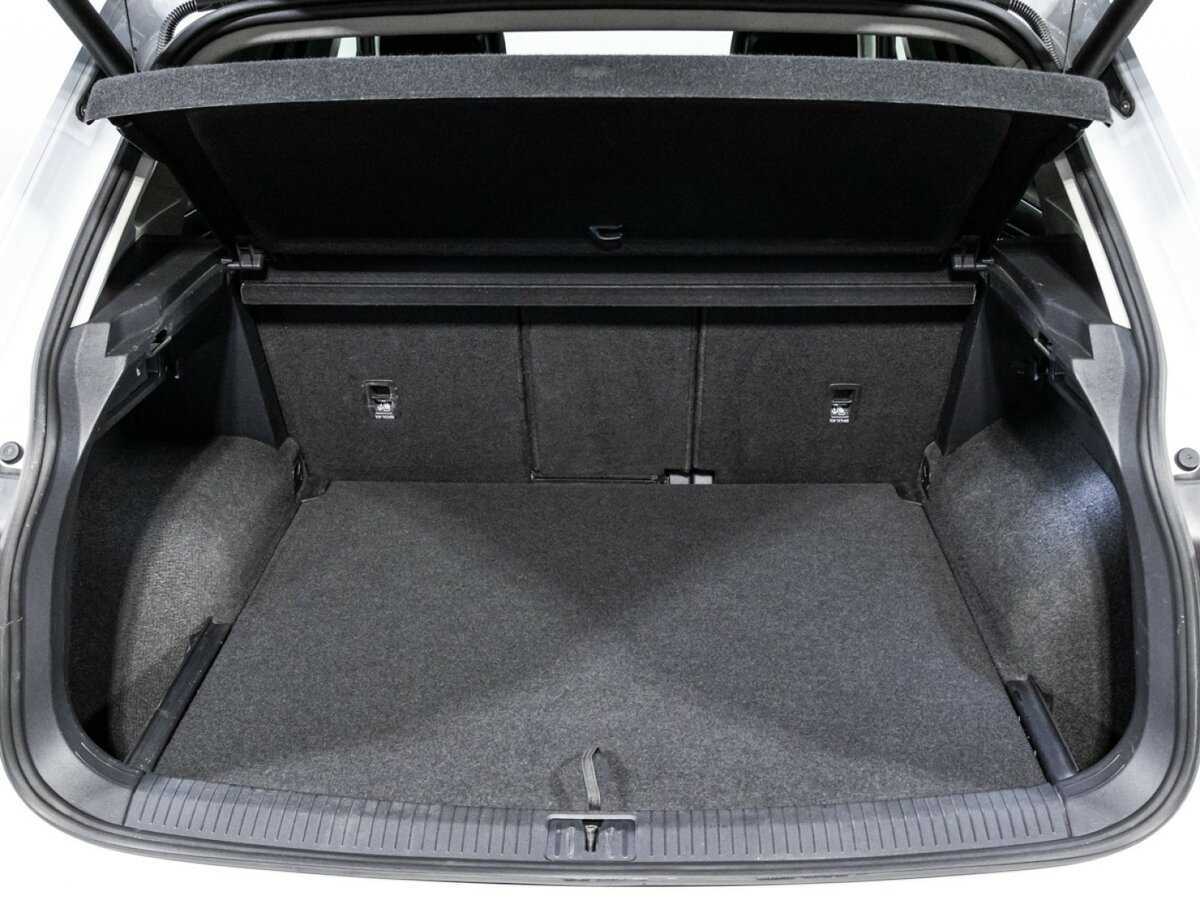 Купить Volkswagen Tiguan с пробегом. Фото: #14