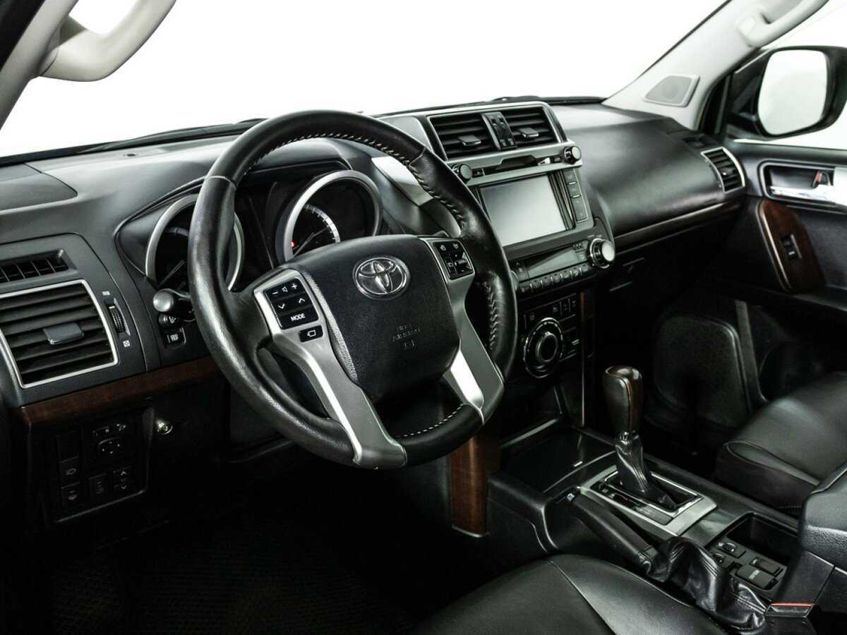 Купить Toyota Land Cruiser Prado с пробегом. Фото: #10